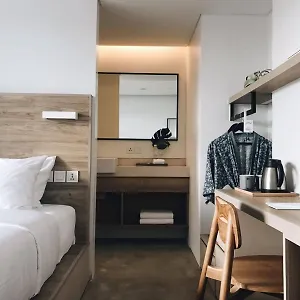 Lloyd's Bali Hotel Seminyak