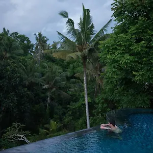 4* Holiday park Tirta Arum
